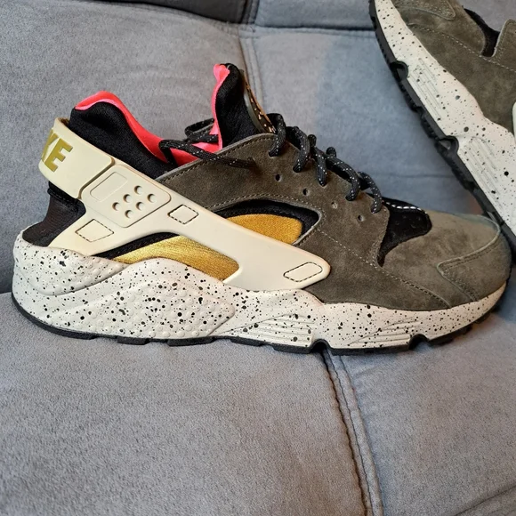 Nike Air huarache excellent condition!